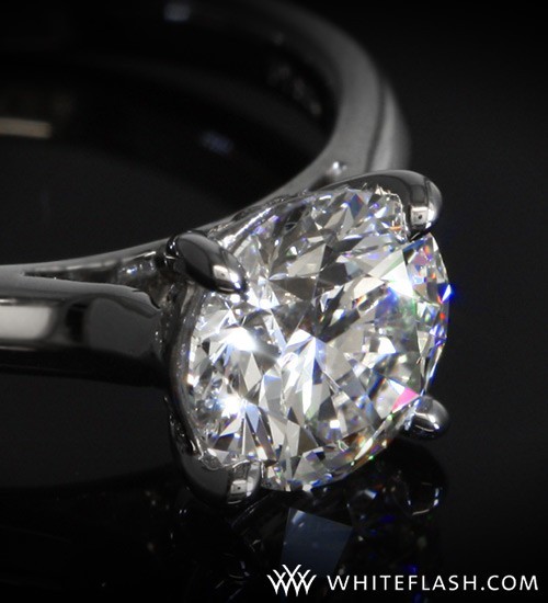 'Legato' Sleek Line Diamond Solitaire