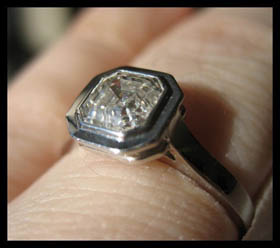 Square cut diamond ring