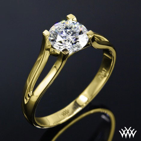 Glam Diamond Gold Ring