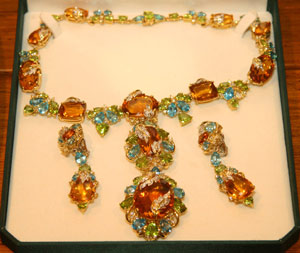 Whiteflash Gemstone Necklace