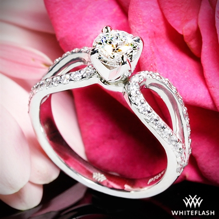Beautiful beautiful ring! We love it!