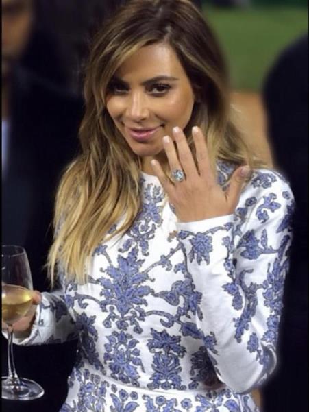 Chiếc nhẫn đính hôn của cặp đôi Kim Kardashian & Kanye West