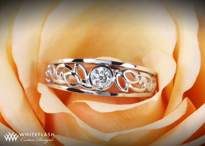 Filigree on sale bezel setting