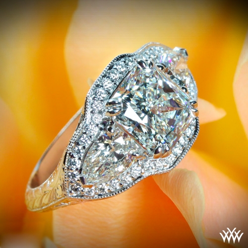 Custom 3 Stone Diamond Engagement Ring | 11103