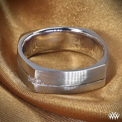 Custom Euro Shank Diamond Wedding Ring | 33304