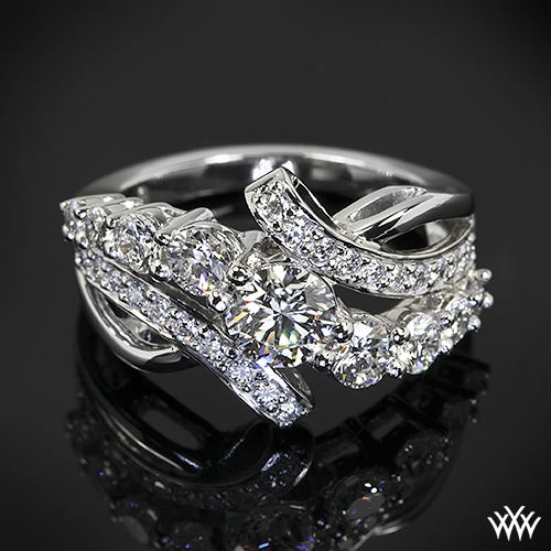 Custom Graduating Diamond Engagement Ring