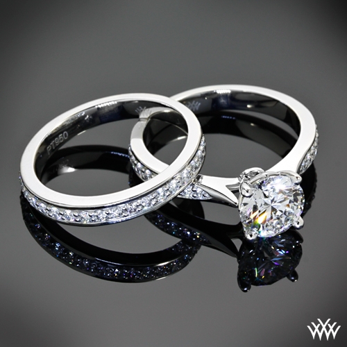Legato Sleek Line Pave Diamond Wedding Set