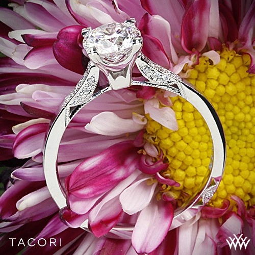 Tacori 2586RD Simply Tacori Pave Diamond Engagement Ring