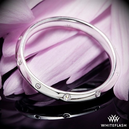 Corazon Scattered Knife-Edge Diamond Wedding Ring