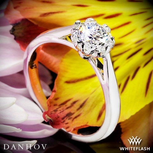 Danhov CL140 Solitaire Engagement Ring