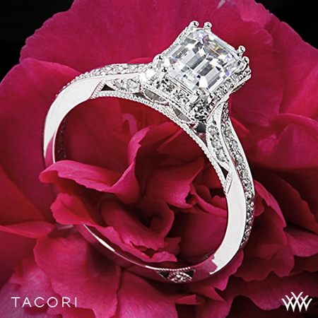 Tacori 2620ECSM Dantela Crown Diamond Engagement Ring for Emerald