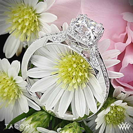 Tacori 2620PRSMP Dantela Crown Diamond Engagement Ring for Princess