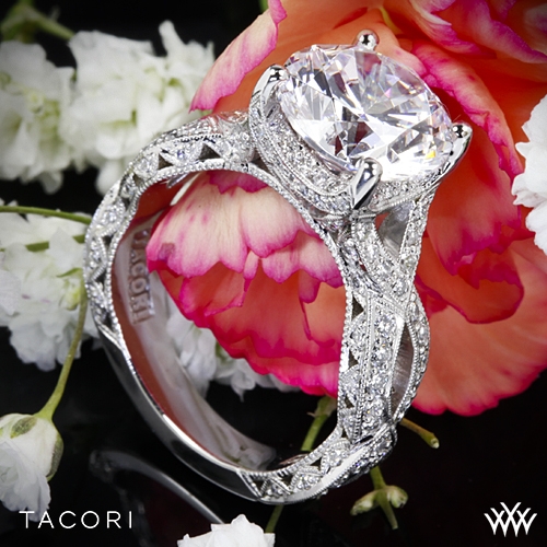 Tacori RoyalT Curved Diamond Engagement Ring 3072