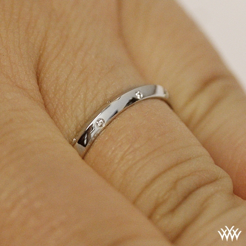Corazon Tered Diamond Knife Edge Wedding Band 540 On Hand View