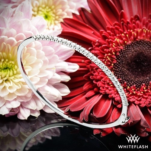 Shared-Prong Diamond Bangle