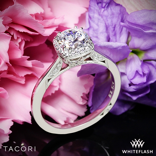 Tacori 2620RD Dantela Crown Solitaire Engagement Ring