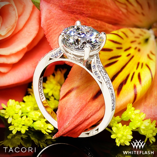 Tacori 2638RD P Dantela Crescent Motif Pave Diamond Engagement Ring