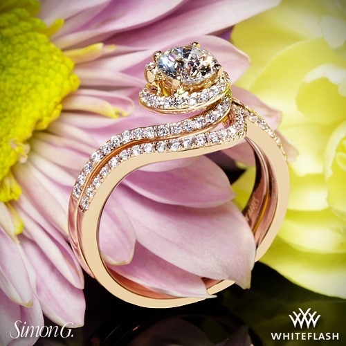 Simon G. MR2533 Passion Halo Diamond Wedding Set