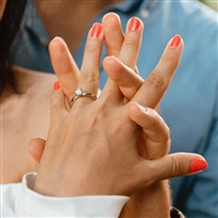 Promettre Solitaire Engagement Ring