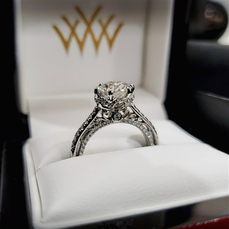 Liza and Whiteflash have set a really high bar for folks in the engagement ring business. 