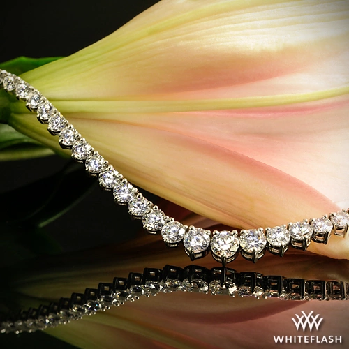 7.10ctw 14k White Gold Three-Prong Graduated Lab Created Diamonds Tennis Necklace