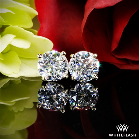 I highly recommend Whiteflash if you are looking for quality diamonds. 