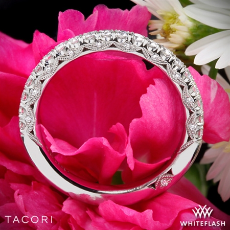 Tacori HT2545B Petite Crescent Scalloped Millgrain Diamond Wedding Ring