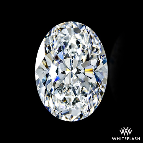 Oval-shaped diamond with a balanced and harmonious virtual facet structure, showing an even distribution of light and minimal bowtie effect, resulting in a bright and appealing appearance.
