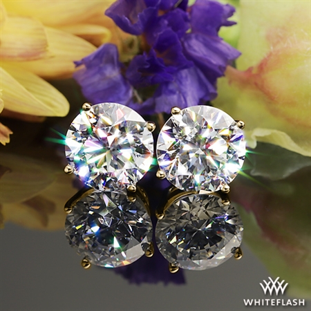 4 Prong Classic Diamond Earrings