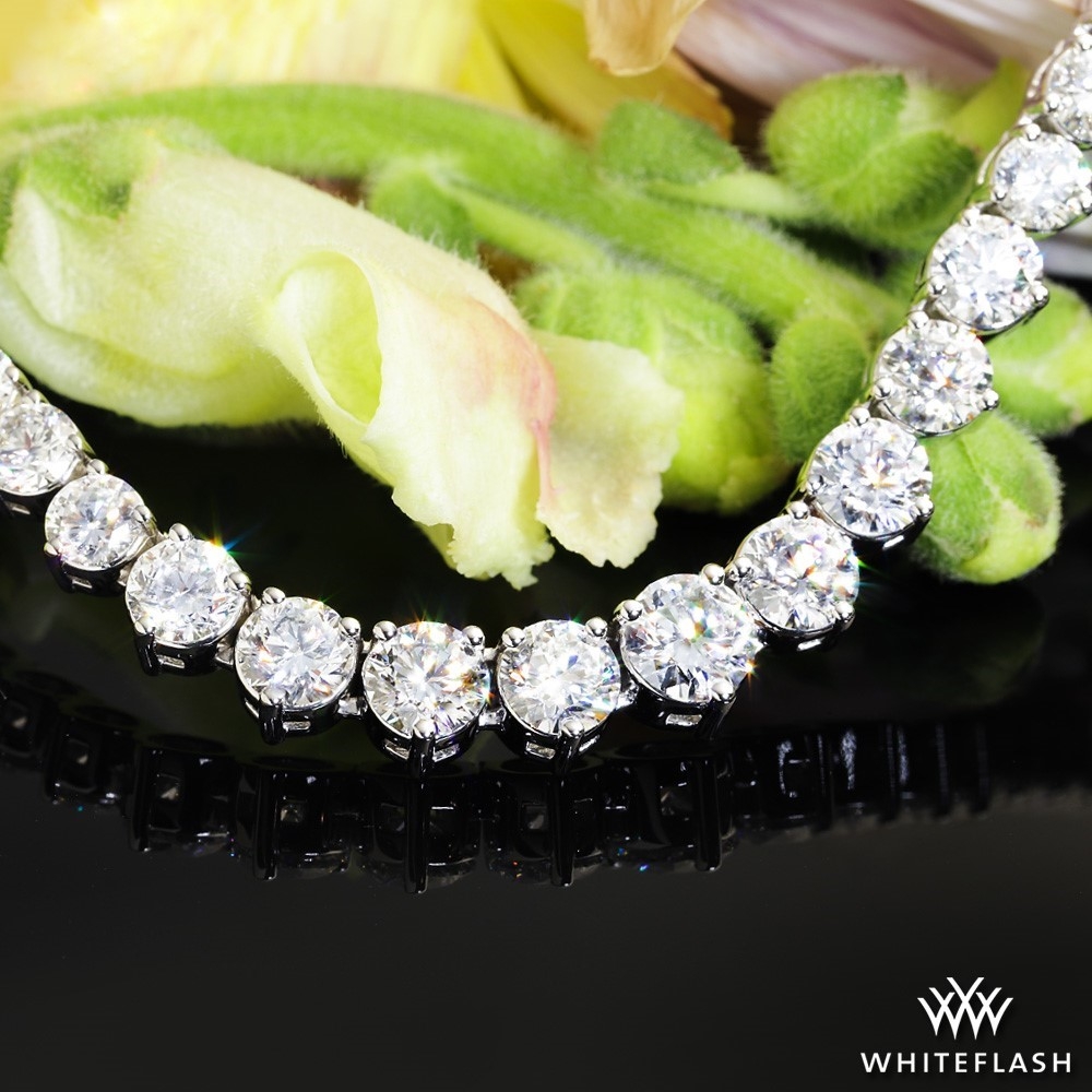 14k White Gold Three-Prong Graduated Lab Created Diamonds Tennis Necklace