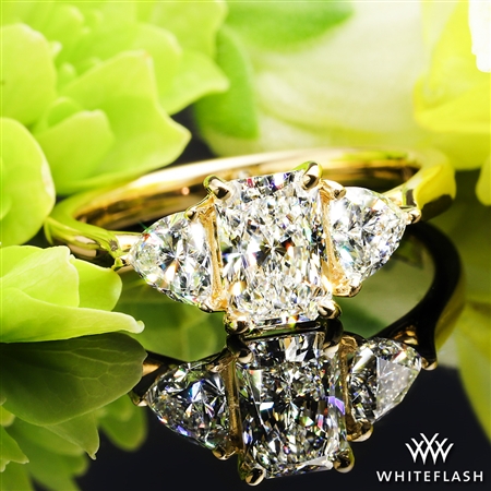 The ring is absolutely stunning. I’m so grateful to have worked with Becca and Whiteflash. 
