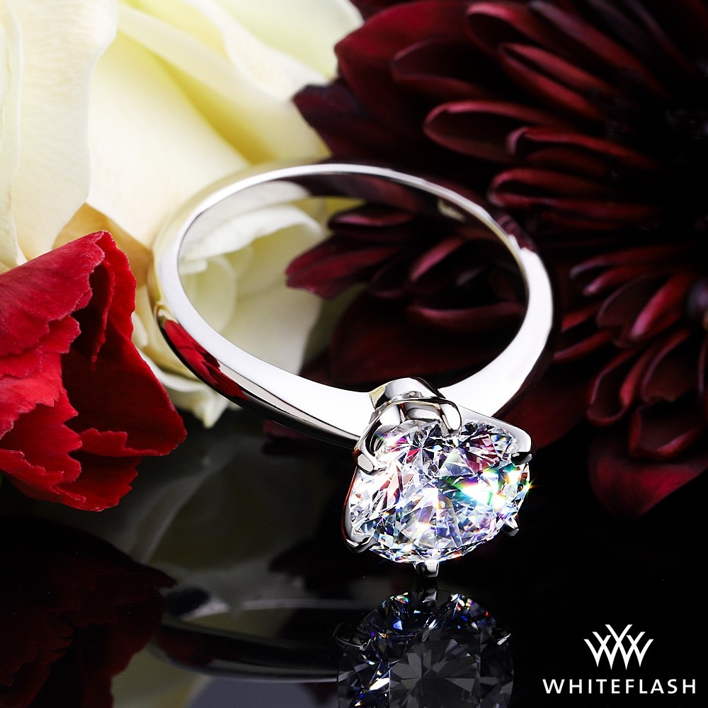 Platinum Elegant Solitaire Engagement Ring