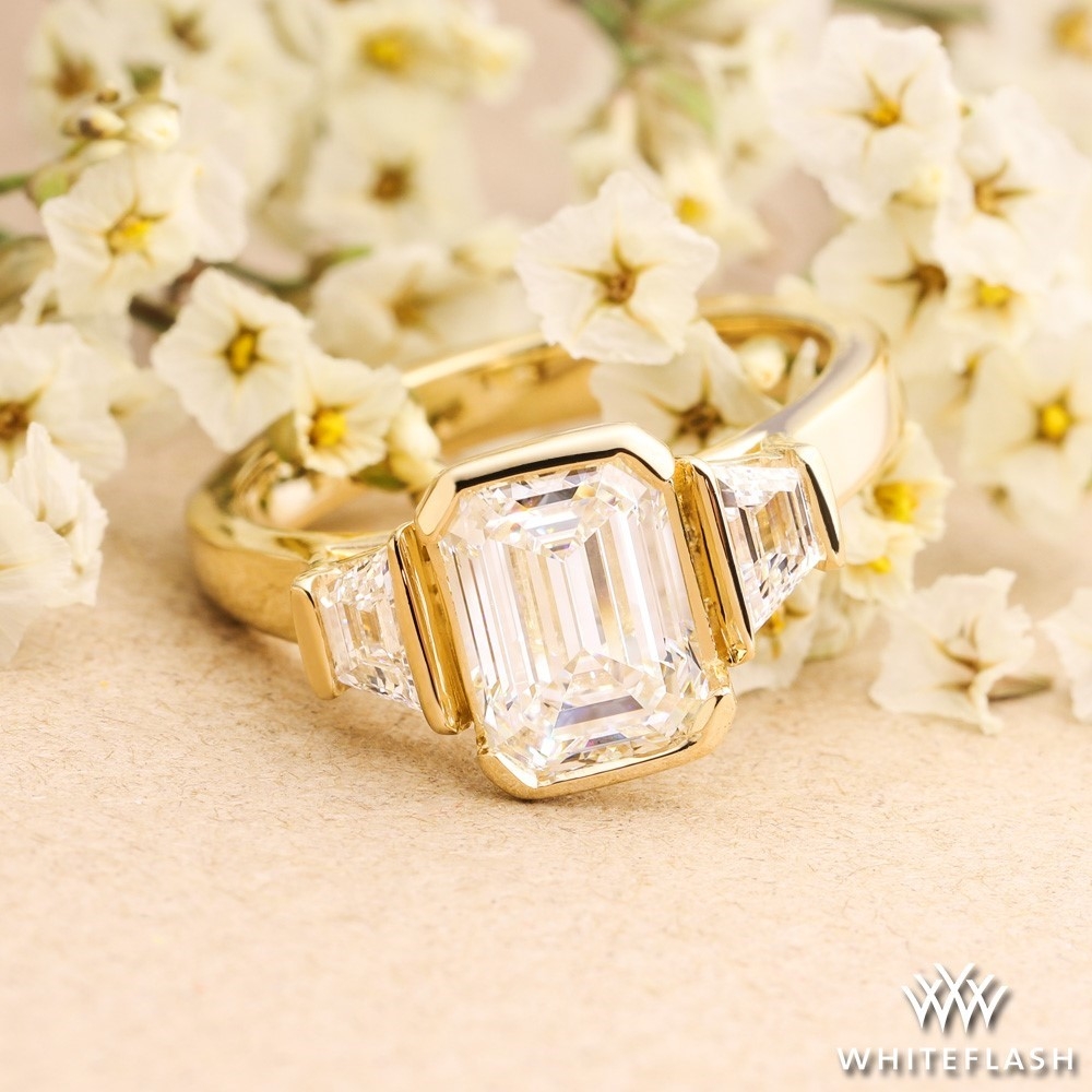 14k Yellow Gold Custom Emerald Diamond Ring with Trapezoid Side Stones